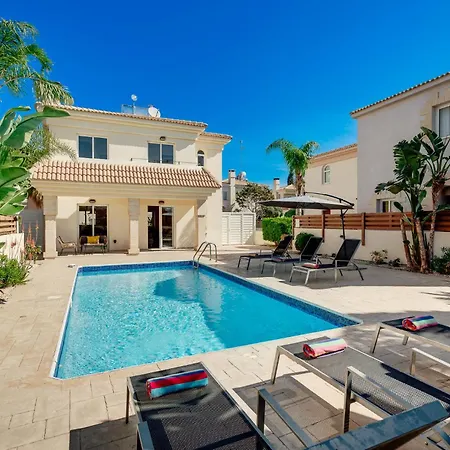 Rea Villa